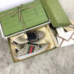 Gucci A very cool little dirty shoe with a vintage nostalgic look Custom fabric Cowhide Towel material