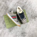 Gucci A very cool little dirty shoe with a vintage nostalgic look Custom fabric Cowhide Towel material