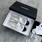 CHANEL book bag buckle single shoes Mary Jane single shoes bright wrinkled patent leather gold heel