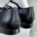 CHANEL Xiao Xiang's new double strap ballet shoes above the buckle on the small diamonds of the delicate shine