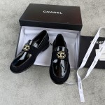 CHANEL Louboutins Simple small single shoes Lace-shaped round Logo leather outsole