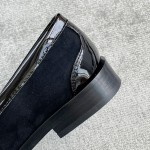 CHANEL Louboutins Simple small single shoes Lace-shaped round Logo leather outsole