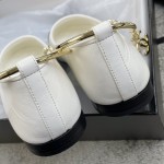 CHANEL 22 years of the latest models of a unique temperament of a ballet shoe zinc alloy half-ring iron ring design