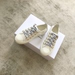 DIOR alphabet shoes white Water-dyed sheepskin lining Private moulded outsole Private moulded brass buckle