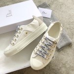 DIOR alphabet shoes white Water-dyed sheepskin lining Private moulded outsole Private moulded brass buckle