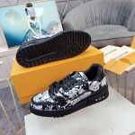 Louis Vuitton TRAINER sneakers