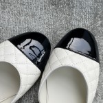 CHANEL early spring of this black and white colorful book bag buckle Mary Jane sheepskin lining genuine leather outsole