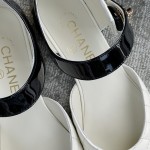 CHANEL early spring of this black and white colorful book bag buckle Mary Jane sheepskin lining genuine leather outsole