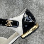 CHANEL early spring of this black and white colorful book bag buckle Mary Jane sheepskin lining genuine leather outsole