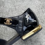 CHANEL early spring of this black and white colorful book bag buckle Mary Jane sheepskin lining genuine leather outsole