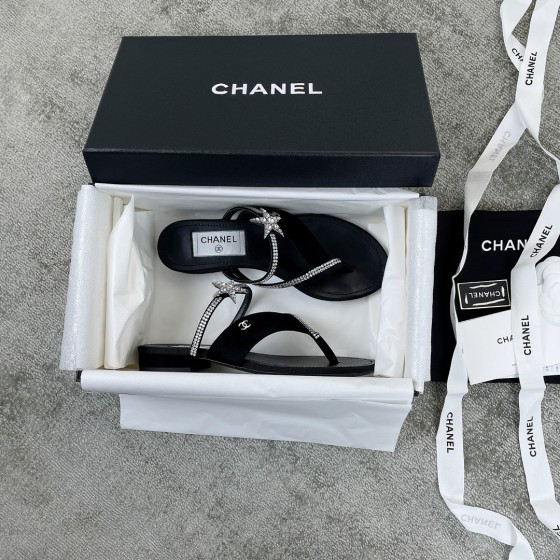 CHANEL pentagram slippers small fragrant exquisite a sandwich foot slippers strap hot diamond design