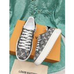 Louis Vuitton x Yayoi Kusama cooperation model classic white shoes 𝐓𝐢𝐦𝐞 𝐨𝐮𝐭 wave point sneakers