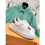 Louis Vuitton's new letter rhinestone white shoes series is new🆕