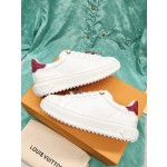 Louis Vuitton's new letter rhinestone white shoes series is new🆕