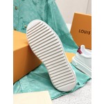 Louis Vuitton's new letter rhinestone white shoes series is new🆕