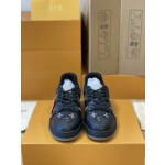 Louis Vuitton Trainer sneakers style 1A9IPL