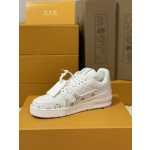 Louis Vuitton Trainer Sneakers Couple Model LD 0727