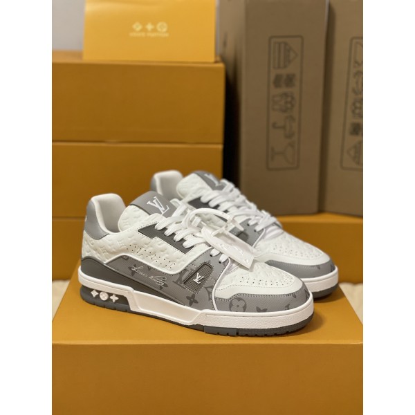 Louis Vuitton Trainer Sneakers Couple Model LD 0727