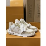 Louis Vuitton Trainer sneakers for couples, style 1A98UX