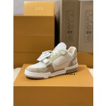 Louis Vuitton Trainer sneakers for couples, style 1A98UX