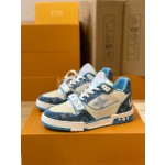Louis Vuitton Trainer sneakers for couples, style 1A98UX