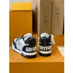 Louis Vuitton Trainer sneakers for couples, style 1A98UX