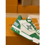 Louis Vuitton Trainer sneakers for couples, style 1A98UX