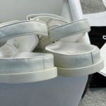 CHANEL new color bow sandals classic beach shoes every year the new color