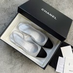 CHANEL especially popular color blocking single shoes continue the classic Chanel characteristics