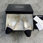 CHANEL especially popular color blocking single shoes continue the classic Chanel characteristics