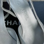 CHANEL especially popular color blocking single shoes continue the classic Chanel characteristics