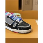 Louis Vuitton Trainer Men's Model 1A98UX