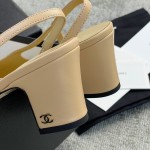 CHANEL especially popular color blocking single shoes continue the classic Chanel characteristics