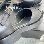 CHANEL latest thick bottom Mary Jane, the thick bottom of the support to make this more vintage warmth