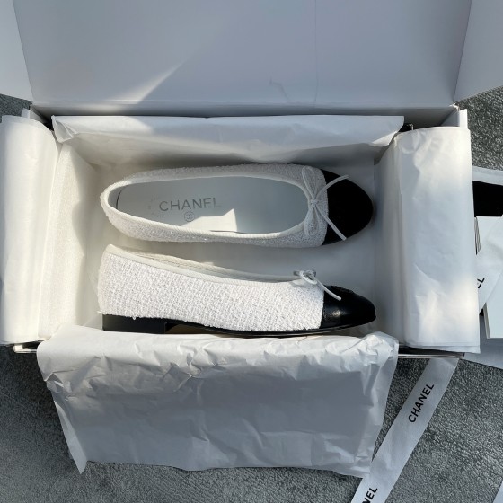 CHANEL classic ballet shoes the version is very positive classic models do not have to worry about the version