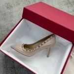 Valentino VT high heeled single 8.5CM patent leather nude