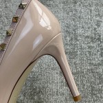 Valentino VT high heeled single 8.5CM patent leather nude