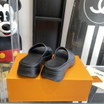 Louis Vuitton platform slippers Pool Pillow Comfort will enter the series