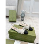 Gucci new buckle bow sandals