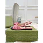 Gucci new buckle bow sandals