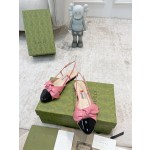 Gucci new buckle bow sandals