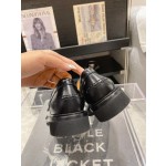 DIOR Early Spring 2023 New Loafers Black