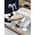 CHANEL fisherman shoes Chanel classic version of the original injection of rubber translucent rubber original color hemp sole