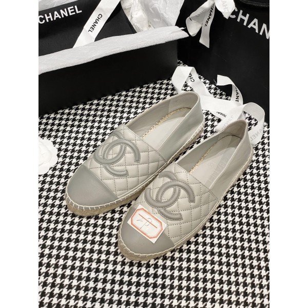 CHANEL fisherman shoes Chanel classic version of the original injection of rubber translucent rubber original color hemp sole