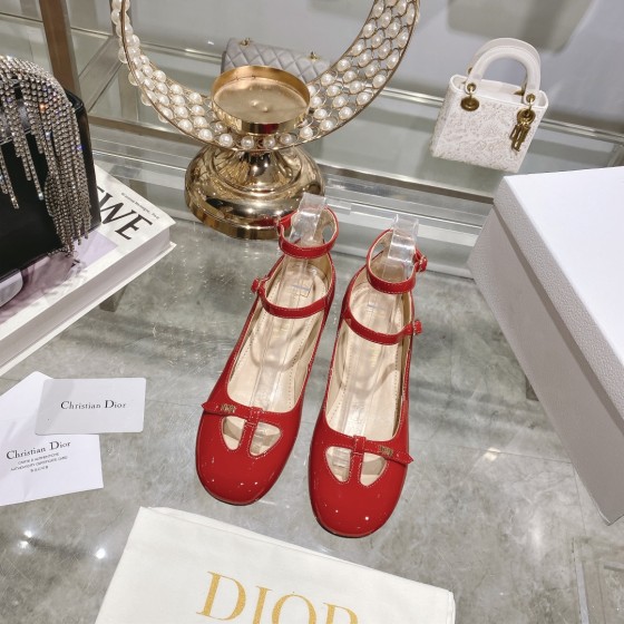 DIOR Retro Fashion Hollow Double Buckle Chunky Heel Mary Jane Shoes 3.5cm Big Red