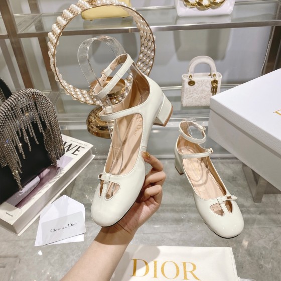 DIOR Retro Fashion Cutout Double Buckle Chunky Heel Mary Jane Shoes 3.5cm Beige