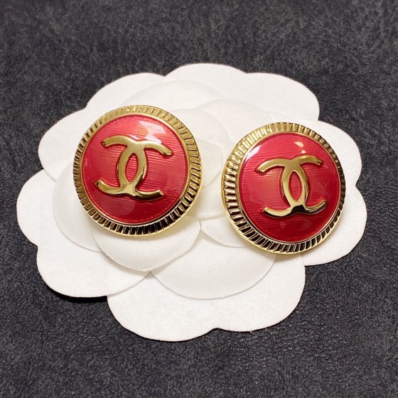 CHANEL🇫🇷Xiaoxiang autumn and winter middle-aged pitaya earrings
