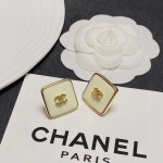 CHANEL🇫🇷Xiaoxiang Off-White Medieval Square Double C Stud Earrings