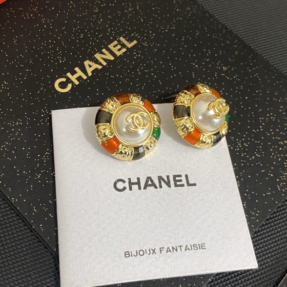 CHANEL🇫🇷Xiaoxiang earrings new style