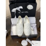 CHANEL fisherman shoes Chanel classic version of the original injection of rubber translucent rubber original color hemp sole